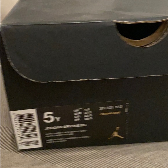 Jordan 5 - Picture 3 of 4